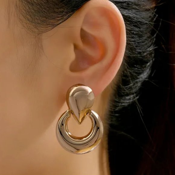 Contemporary Gold Geometric Drop Earrings NEW - Picture 2 of 5